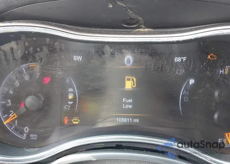 2021 Jeep Grand Cherokee Laredo E 4X2 из США, поврежденный, VIN 1C4RJEAG4MC713856